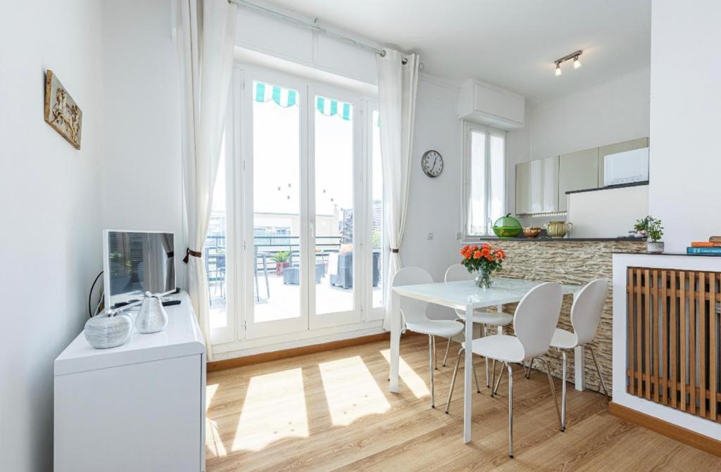 Appartement Deux Pieces Terrasse Sous Les Etoiles Nice